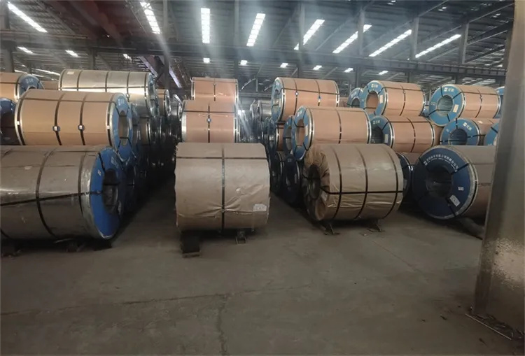 铝卷板的表面出现黑色的斑点因素知识 铝卷板的表面出现黑色的斑点因素知识