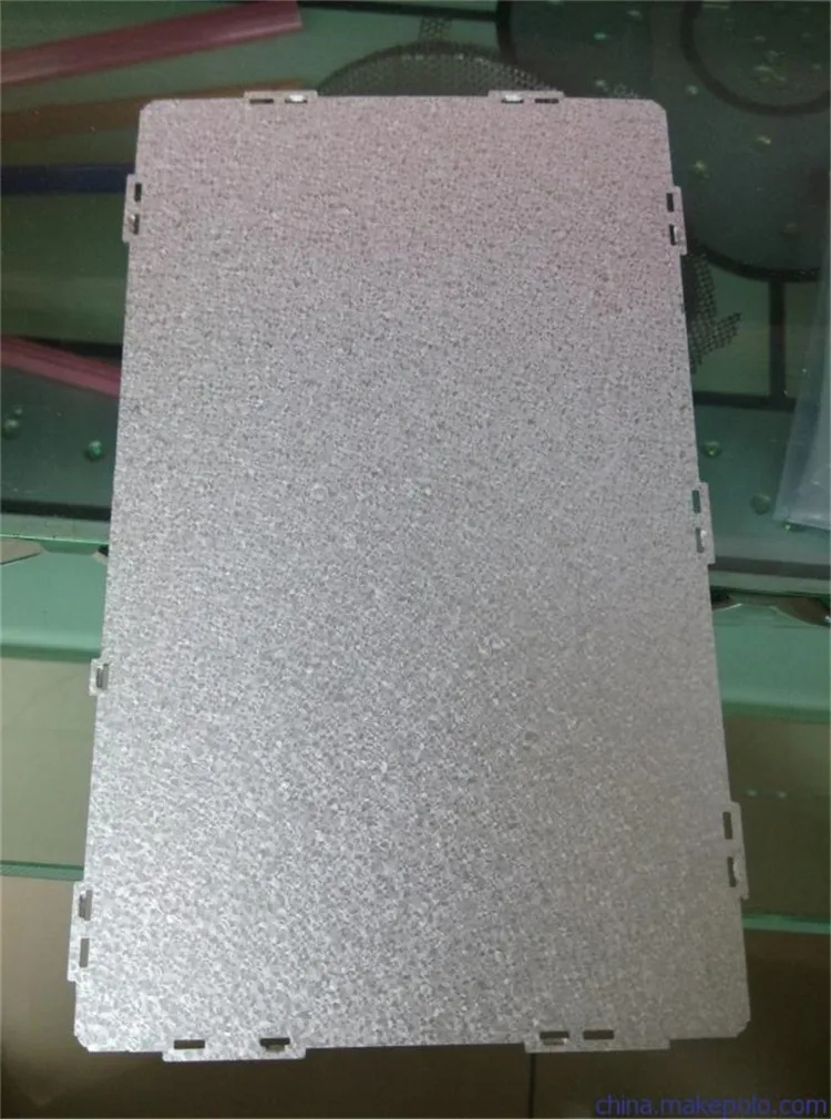 铝卷板在生产时出现变形的原因知识